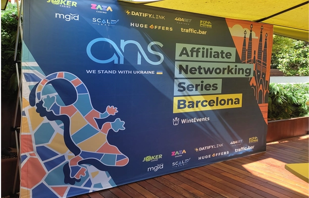 Compar rapido photocall para evento en Barcelona