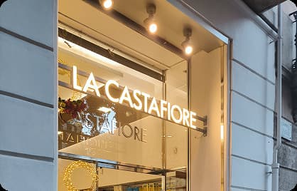 Proyecto realizado: letras de aluminio brillantes con iluminación frontal para la tienda La Castafiore